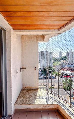 Apartamento à venda com 71m², 3 quartos e 2 vagasVaranda