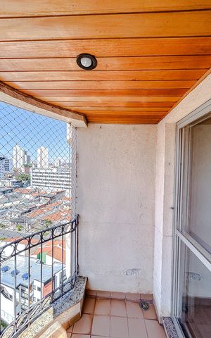 Apartamento à venda com 71m², 3 quartos e 2 vagasVaranda