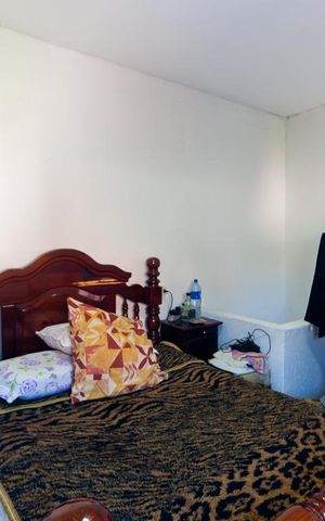 Casa à venda com 65m², 1 quarto e 1 vaga Casa à venda com 65m², 1 quarto e 1 vagaQuarto