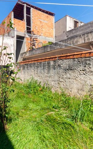 Casa à venda com 65m², 1 quarto e 1 vaga Casa à venda com 65m², 1 quarto e 1 vagaQuintal