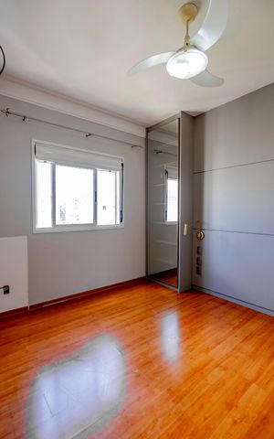 Apartamento para alugar com 139m², 3 quartos e 3 vagas Apartamento para alugar com 139m², 3 quartos e 3 vagasQuarto
