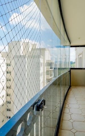 Apartamento para alugar com 139m², 3 quartos e 3 vagas Apartamento para alugar com 139m², 3 quartos e 3 vagasVaranda