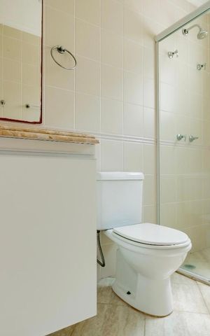 Apartamento para alugar com 139m², 3 quartos e 3 vagas Apartamento para alugar com 139m², 3 quartos e 3 vagasBanheiro