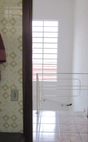 Casa para alugar com 270m², 4 quartos e 3 vagasBanheiro 3