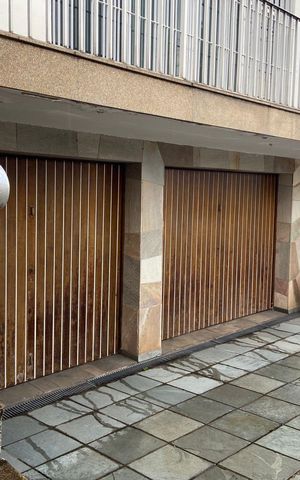 Casa para alugar com 270m², 4 quartos e 3 vagas Casa para alugar com 270m², 4 quartos e 3 vagasGaragem