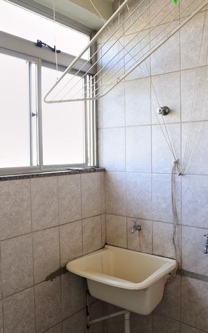 Apartamento à venda com 280m², 3 quartos e 4 vagas Apartamento à venda com 280m², 3 quartos e 4 vagasÁrea de Serviço