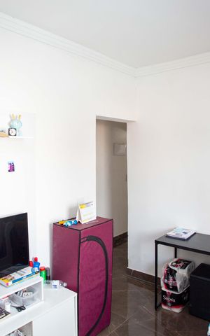 Casa à venda com 177m², 6 quartos e 3 vagasQuarto 2 Casa 3