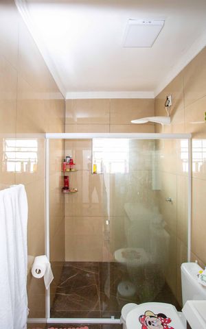 Casa à venda com 177m², 6 quartos e 3 vagasBanheiro da Suíte Casa 3