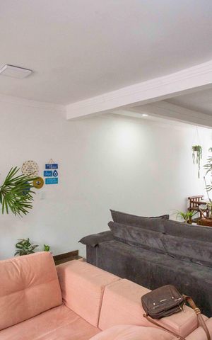 Casa à venda com 177m², 6 quartos e 3 vagasSala de TV