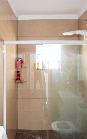 Casa à venda com 177m², 6 quartos e 3 vagasBanheiro da Suíte Casa 1