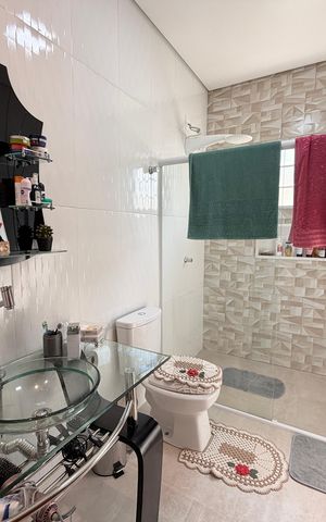 Casa à venda com 2802m², 10 quartos e 7 vagasBanheiro da Suíte - Casa 2
