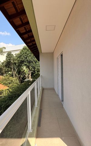 Casa à venda com 2802m², 10 quartos e 7 vagasVaranda do Quarto 3 - Casa 2