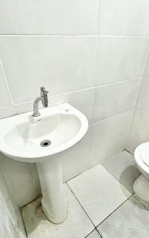 Apartamento para alugar com 65m², 2 quartos e 1 vaga Apartamento para alugar com 65m², 2 quartos e 1 vagaBanheiro