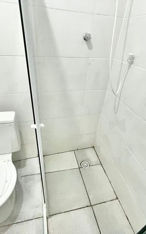 Apartamento para alugar com 65m², 2 quartos e 1 vaga Apartamento para alugar com 65m², 2 quartos e 1 vagaBanheiro