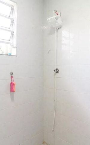 Casa à venda com 578m², 5 quartos e 3 vagas Casa à venda com 578m², 5 quartos e 3 vagasBanheiro