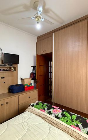 Casa à venda com 220m², 3 quartos e 4 vagas Casa à venda com 220m², 3 quartos e 4 vagasQuarto 3