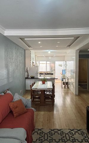 Casa à venda com 148m², 2 quartos e 6 vagasSala - Sala de Jantar 