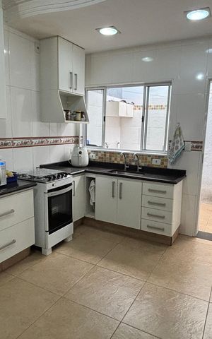 Casa à venda com 148m², 2 quartos e 6 vagasCozinha