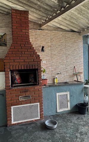 Casa à venda com 148m², 2 quartos e 6 vagasQuintal