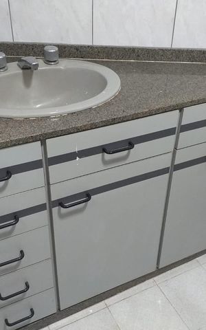 Apartamento à venda com 75m², 2 quartos e 1 vaga Apartamento à venda com 75m², 2 quartos e 1 vagaBanheiro
