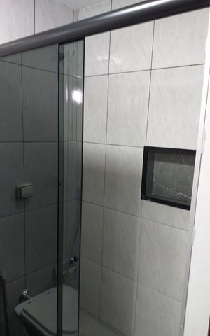 Apartamento à venda com 75m², 2 quartos e 1 vaga Apartamento à venda com 75m², 2 quartos e 1 vagaBanheiro