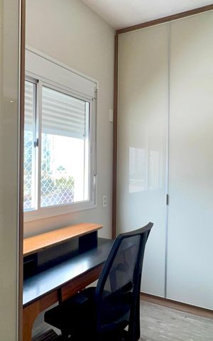 Apartamento à venda com 82m², 2 quartos e 2 vagas Apartamento à venda com 82m², 2 quartos e 2 vagasCloset da suíte
