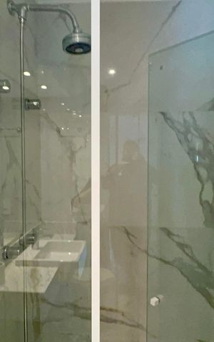 Apartamento à venda com 82m², 2 quartos e 2 vagas Apartamento à venda com 82m², 2 quartos e 2 vagasBanheiro