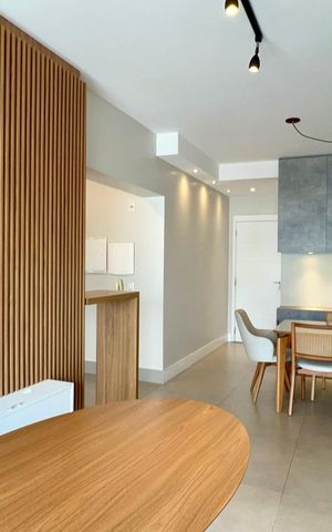 Apartamento à venda com 82m², 2 quartos e 2 vagas Apartamento à venda com 82m², 2 quartos e 2 vagasSala