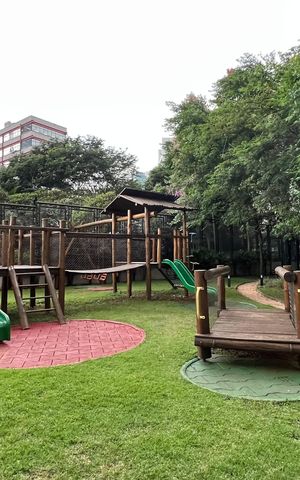 Apartamento à venda com 82m², 2 quartos e 2 vagas Apartamento à venda com 82m², 2 quartos e 2 vagasPlayground