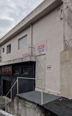 Casa para alugar com 90m², 2 quartos e sem vaga