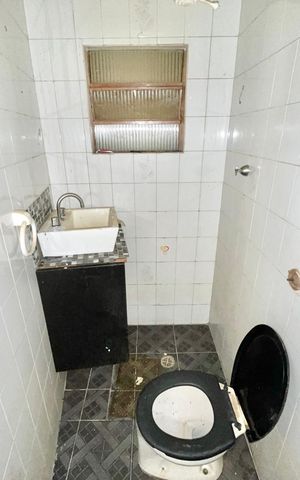 Casa à venda com 170m², 2 quartos e 1 vaga Casa à venda com 170m², 2 quartos e 1 vagaBanheiro 2