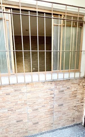 Casa à venda com 170m², 2 quartos e 1 vaga Casa à venda com 170m², 2 quartos e 1 vagaÁrea externa