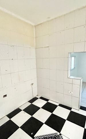 Casa à venda com 170m², 2 quartos e 1 vaga Casa à venda com 170m², 2 quartos e 1 vagaCozinha