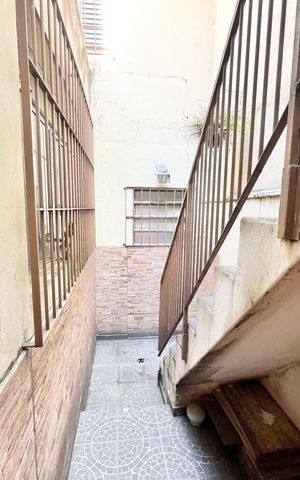Casa à venda com 170m², 2 quartos e 1 vaga Casa à venda com 170m², 2 quartos e 1 vagaÁrea externa
