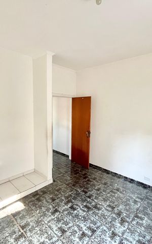 Casa à venda com 170m², 2 quartos e 1 vaga Casa à venda com 170m², 2 quartos e 1 vagaQuarto 1