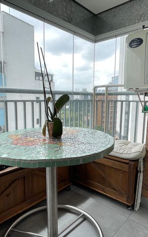 Apartamento à venda com 45m², 1 quarto e 1 vaga Apartamento à venda com 45m², 1 quarto e 1 vagaVaranda