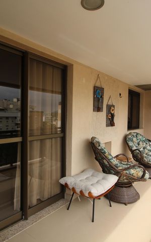 Apartamento à venda com 148m², 2 quartos e 2 vagasVaranda