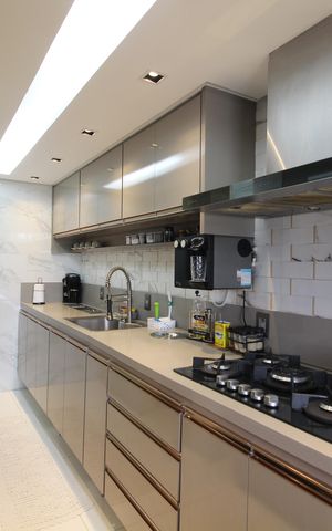 Apartamento à venda com 148m², 2 quartos e 2 vagasCozinha