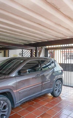 Casa à venda com 340m², 3 quartos e 2 vagasGaragem