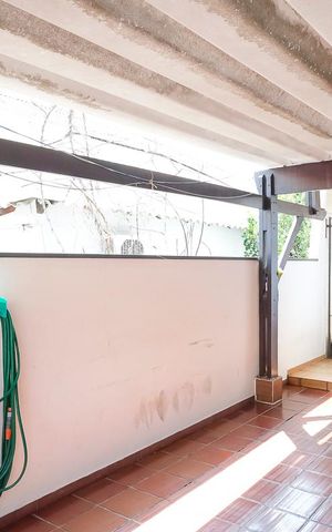 Casa à venda com 340m², 3 quartos e 2 vagasGaragem