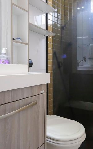 Casa à venda com 340m², 3 quartos e 2 vagasBanheiro