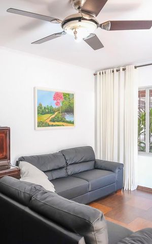 Casa à venda com 340m², 3 quartos e 2 vagasSala