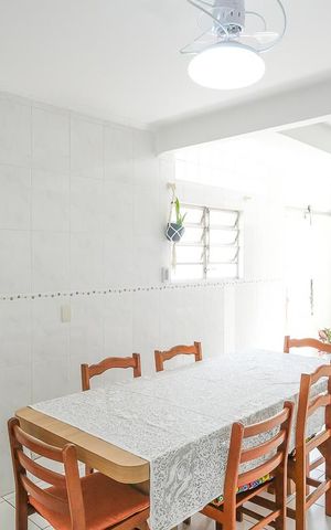 Casa à venda com 340m², 3 quartos e 2 vagasCozinha