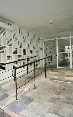 Apartamento à venda com 106m², 3 quartos e sem vaga Apartamento à venda com 106m², 3 quartos e sem vagaFachada do Prédio