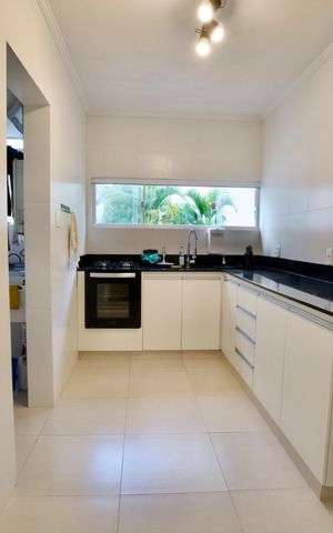 Apartamento à venda com 106m², 3 quartos e sem vaga Apartamento à venda com 106m², 3 quartos e sem vagaCozinha
