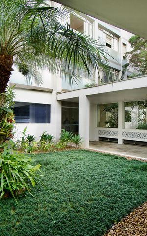Apartamento à venda com 106m², 3 quartos e sem vaga Apartamento à venda com 106m², 3 quartos e sem vagaEntrada Bloco