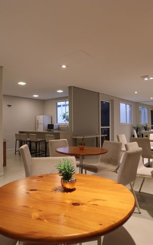 Apartamento à venda com 42m², 2 quartos e sem vagaÁrea comum - Salão de festas