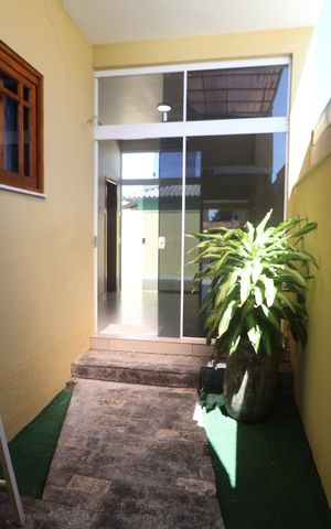 Casa à venda com 163m², 3 quartos e 4 vagasÁrea externa