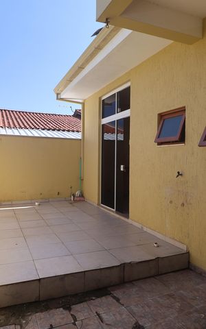 Casa à venda com 163m², 3 quartos e 4 vagasÁrea externa