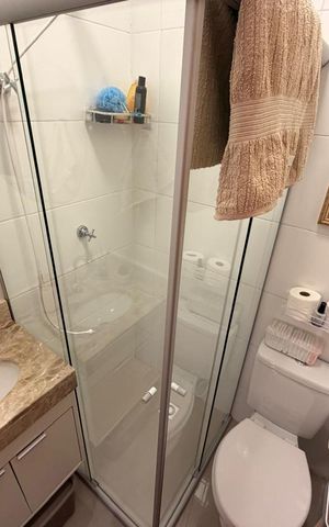 Apartamento à venda com 54m², 2 quartos e 1 vaga Apartamento à venda com 54m², 2 quartos e 1 vagaBanheiro